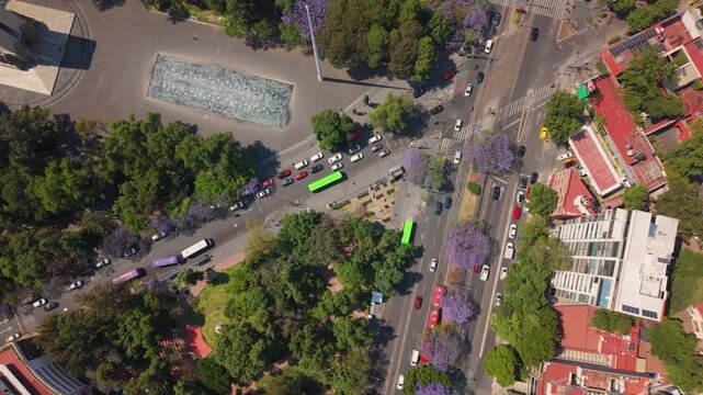Overhead drone shot of Y-shaped road junction in Mexico City