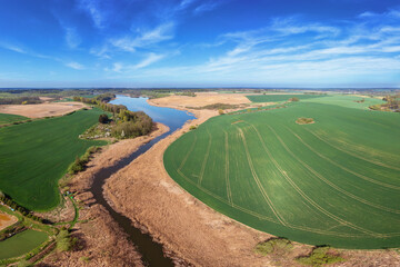 Wiosna na Warmii. Jezioro Umląg. © Janusz Lipiński