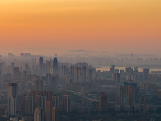 Fototapeta premium Sunrise over the skyline of Wuhan, Hubei, China