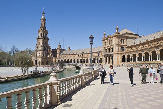 Plaza de Espana, Seville, Andalusia, Spain