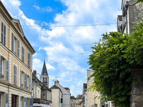 Street view of Milly la Foret in France