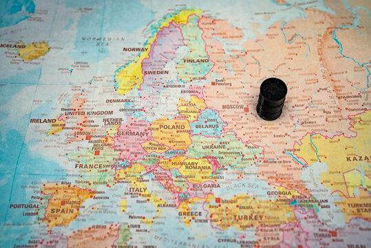 Black oil barrel on Russia map near Moscow representing energy resources.