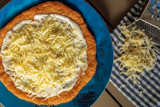langos flatbread with cheese