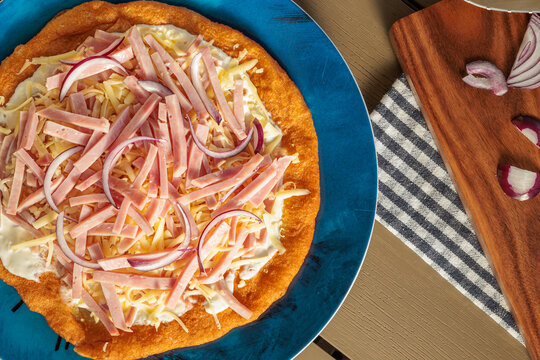 langos flatbread with ham