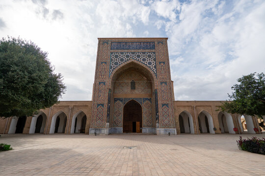 Kuk-Gumbaz mosque in Shahrisabz. The memorial complex Dorut Tilavat. Uzbekistan