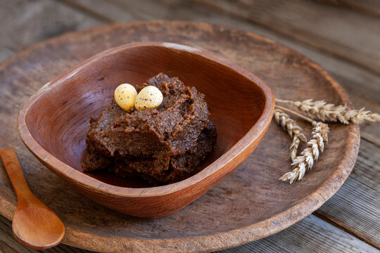 Mammi or memma Traditional Finnish Easter dessert pudding  made from rye flour