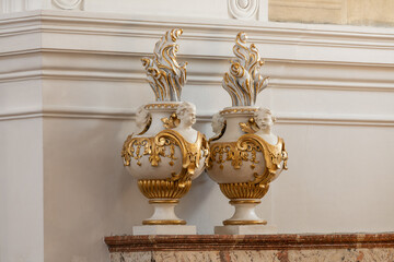 Obraz premium Vienna, Austria. Ornate baroque decorative urns inside Karlskirche church
