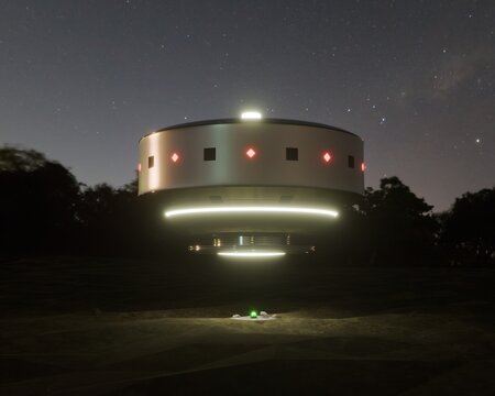 A 3D image of a UFO/UAP concept from the 1987 Golf Breeze, Florida incident, hovering above the floor.
