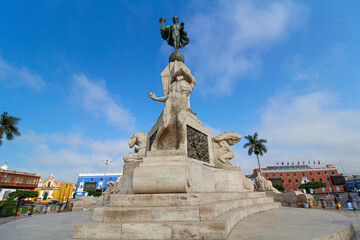 Obraz premium Plaza de armas de Trujillo, Perú