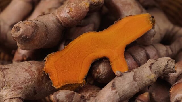 Turmeric roots with sliced section