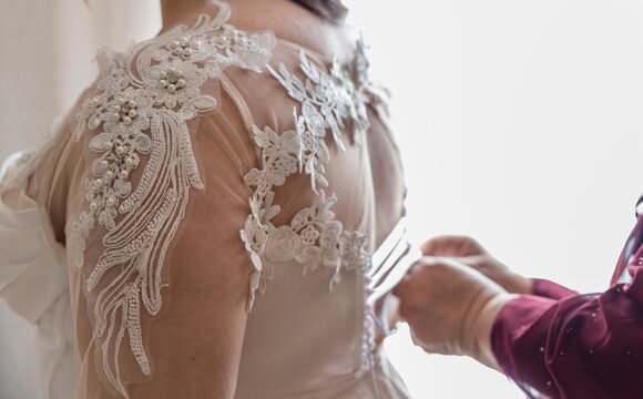 boda, novia, blanco, encaje, nupcial, bata, seda, celebraciones, velo, traje de novia, elegancia, ceremonia, casado, flor, novio, traje, fiesta, flores, zapatos, liga