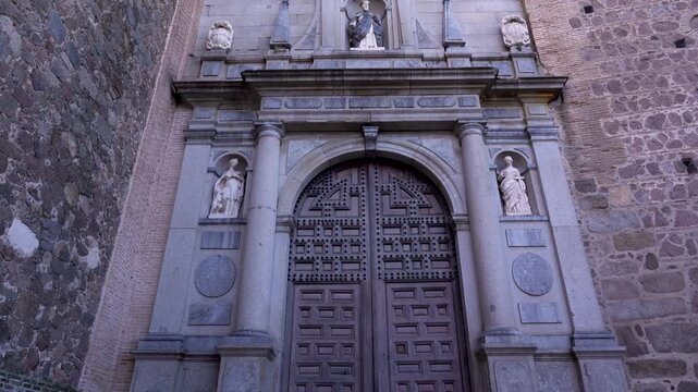 Fachada de la iglesia de San Rom&aacute;n, Toledo, Castilla la Mancha, Espa&ntilde;a. Mayo 2026.