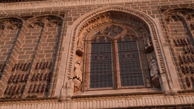 Fachada de la Iglesia de San Juan de los Reyes en Toledo, Castilla la Mancha, Espa&ntilde;a. Mayo de 2026.