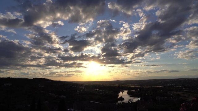 Vista panor&aacute;mica de un atardecer en Toledo, Castilla la Mancha, Espa&ntilde;a. Mayo de 2026.