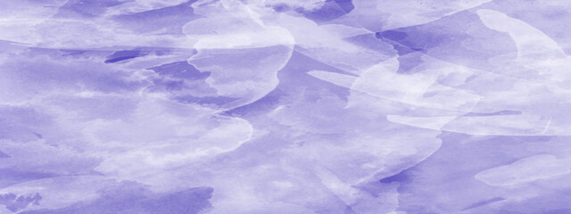 Obraz premium Soft purple grainy watercolor texture with white abstract shapes and blended brushstrokes background