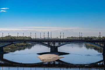 Obraz premium bridge over the Vistula river in Warsaw