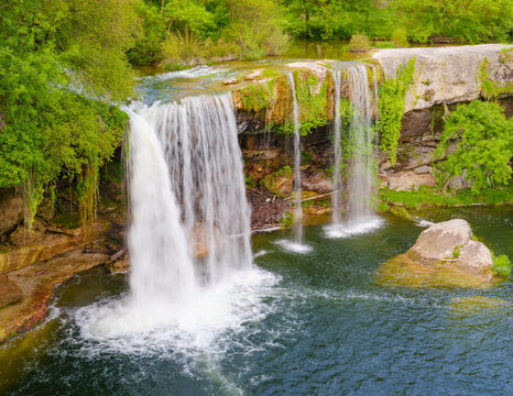 Colorful Pedrosa waterfall spring Burgos access