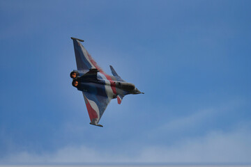 Fototapeta premium Rafale Solo Display 2026 en virage à droite