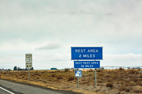 Rest Area Sign, a road sign on Interstate 90