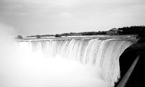 Vintage photo of Niagara Falls in Canada - September 1982
