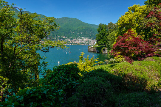 vista panoramica sul lago italiano