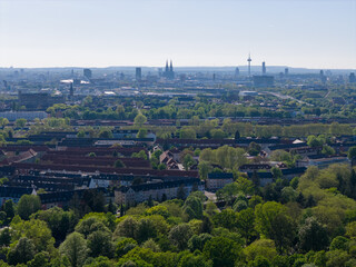 Köln Panorama mit Kölner Dom © chris74