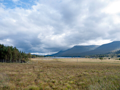 The view east from the West Highland Way on Rannoch Moor near Victoria Bridge, over Loch Tulla to Beinn Achaladair and Beinn an Dothaidh. Argyll, Scottish Highlands.