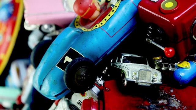 retro toys  background spinning 