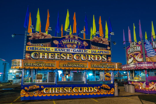 Cheese curds concession stand at closed St. Cloud carnival
