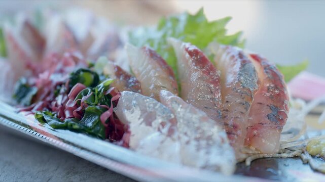 新鮮なトビウオ（飛び魚）のお刺身のクローズアップ