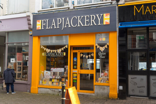 Sightseeing at English city of Falmouth with Flapjackery store on a winter day. Photo taken February 4th, 2026, Falmouth, Cornwall, United Kingdom.