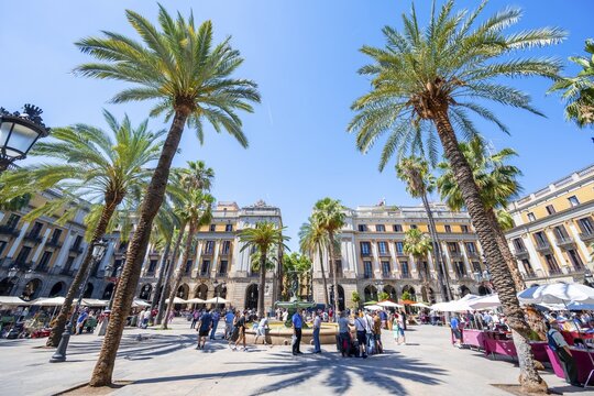 Plaza Reial, Royal Square, Barcelona, Catalonia, Spain