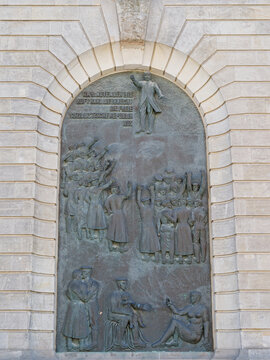 Bronze memorial of Karl Liebknecht in Berlin. 