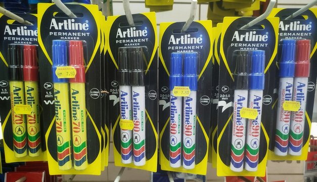KUALA TERENGGANU, MALAYSIA- MAY 10. 2026.. 
"Artline Permanent Marker Pens, including Artline 70 and 90 models, displayed on retail shelf. Durable markers for office and industrial
