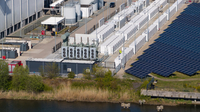 Battery Storage at Maxima Power Plant.