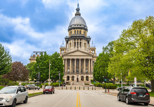 Illinois State Capitol Exterior in Springfield Illinois