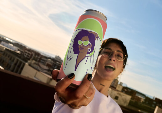 Mockup of a slim Aluminum Can