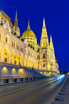 Budapest Parliament building shines at night