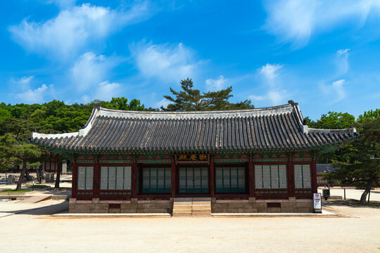 창경궁 환경전-몇번의 화재로 소실되어 다시 재건되었다, 임진왜란을 비롯하여, 이괄의 난 등등- 창경궁, 종로구, 서울, 대한민국.
