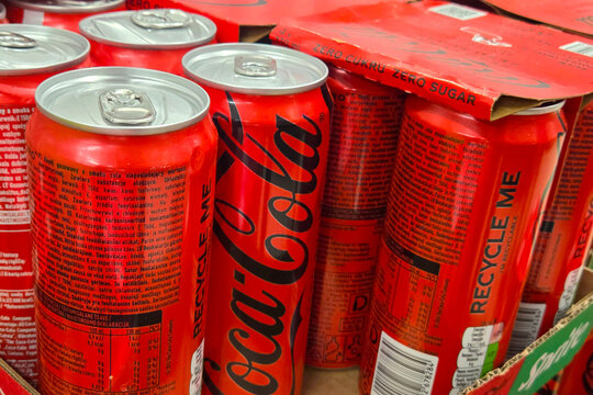 Wroclaw, Poland, April 26, 2026: Zero Sugar Coca-Cola Cans in Cardboard Packaging for Recycling Awareness and Brand Promotion