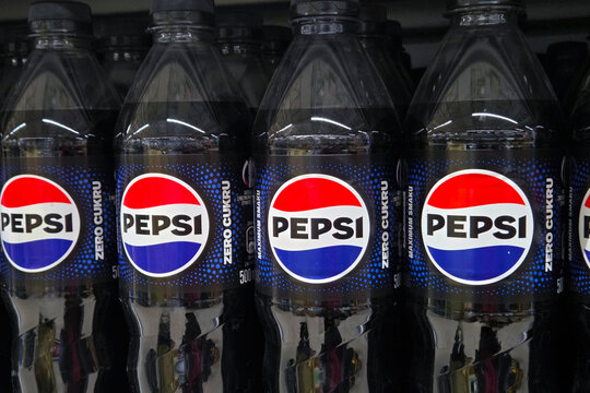 Wroclaw, Poland, April 18, 2026: Pepsi Zero Sugar Bottles in Supermarket Aisle for Refreshing Beverage Choice