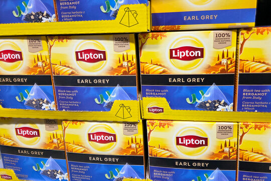 Wroclaw, Poland, April 8, 2026: Lipton Earl Grey Tea Boxes with Bergamot Flavor from Italy for Retail and Wholesale Display