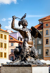 Mermaid statue on Old Town Market Square in Warsaw  © Maryna Konoplytska