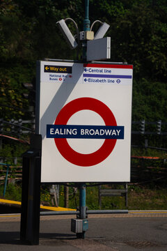 Ealing Broadway Underground Station Platform Roundel Logo, Central Line, Elizabeth Line Sign, West London, England, UK - May 2026
