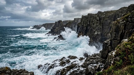 Obraz premium Rough Ocean Waves Crashing Against Rocky Cliffs During Storm
