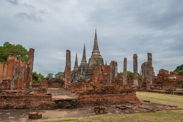 Fototapeta premium View of Wat Phra Si Samphet, a temple in the city of Ayuthaya, Thailand