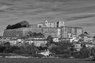 Obraz premium Château de Grignan dans la Drôme