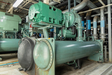 Obraz premium Large industrial water chiller system with pipes
