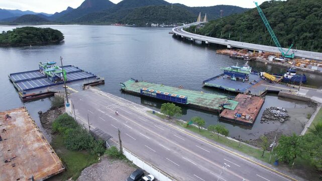 V&Iacute;DEO COM DRONE DA BALSA DE GUARATUBA - FERRY BOAT