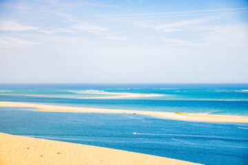 Fototapeta premium Breathtaking View of Banc d'Arguin and Atlantic Ocean from Dune du Pilat in Arcachon bay